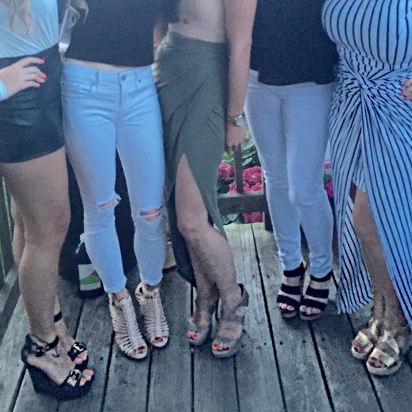 Bebe slit skirt! Midi length - Picture 4 of 4